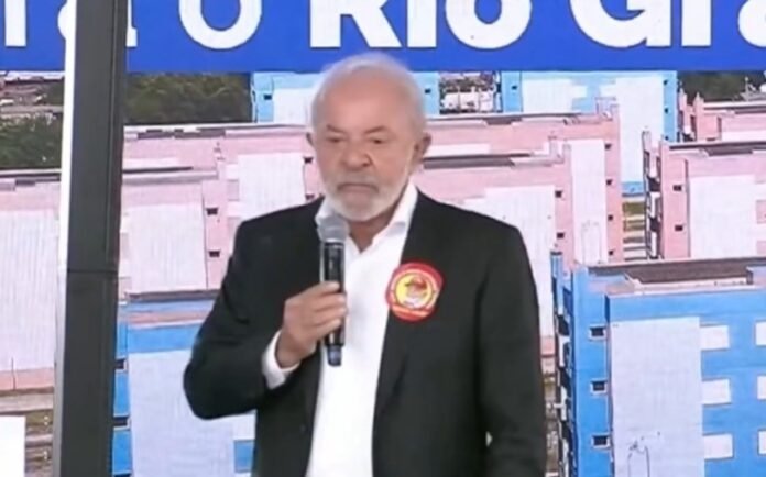 Lula retoma campanha antes do prazo