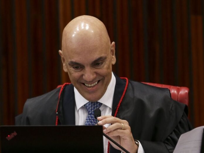 julgamento-tse-bolsonaro_mcamgo_abr_30062023-8.jpg