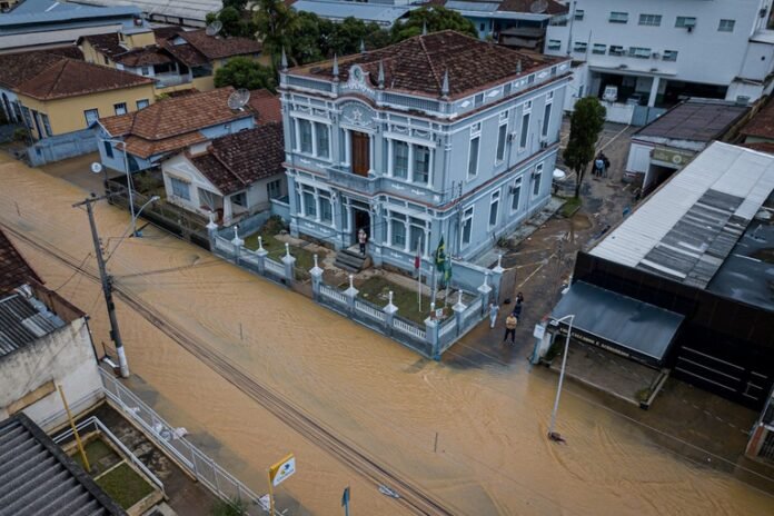 Banco-do-Brasil-anuncia-medidas-de-apoio-as-vitimas-das-enchentes-na-Zona-da-Mata-mineira.jpeg