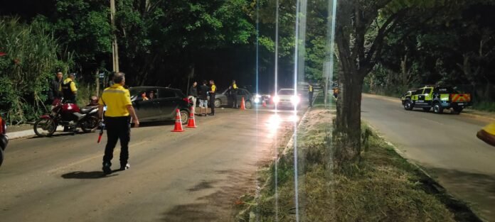 Fiscalização flagra 86 condutores alcoolizados no fim de semana