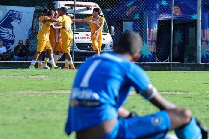 Brasiliense vence Botafogo por 2 a 1 na Copa Atlântico Sub-19