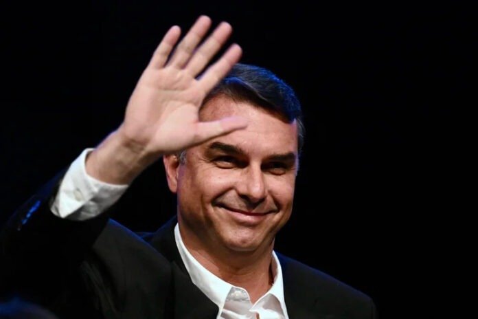flavio-bolsonaro-13-1.jpg